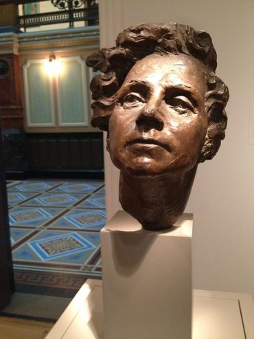 Bronze sculpture of Rachel Carson