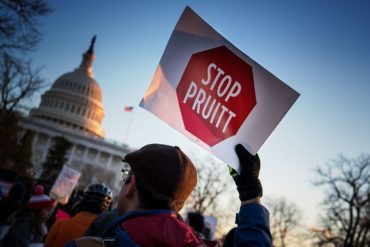Stop_Pruitt,_Rally_To_Oppose_EPA_Nominee_Scott_Pruitt